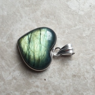 Labradoryt zawieszka 22x18 mm nr A52