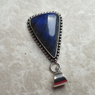Labradoryt zawieszka 26x17 mm nr A135
