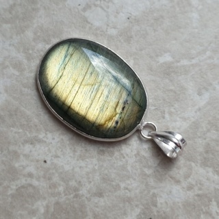 Labradoryt zawieszka 30x22 mm nr A362