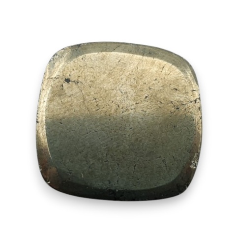Piryt kaboszon fasetowany 20x19 mm nr 50 Piryt kaboszon fasetowany 20x19 mm nr 50
