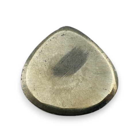Piryt kaboszon fasetowany 25x24 mm nr 42 Piryt kaboszon fasetowany 25x24 mm nr 42