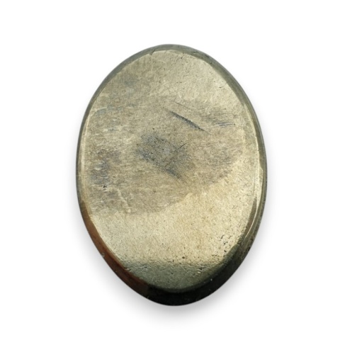 Piryt kaboszon fasetowany 26x19 mm nr 32 Piryt kaboszon fasetowany 26x19 mm nr 32