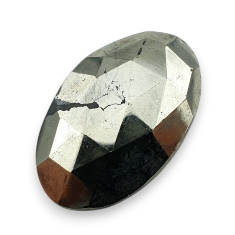 Piryt kaboszon fasetowany 27x17 mm nr 7 Piryt kaboszon fasetowany 27x17 mm nr 7