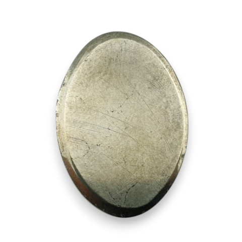 Piryt kaboszon fasetowany 28x19 mm nr 38 Piryt kaboszon fasetowany 28x19 mm nr 38