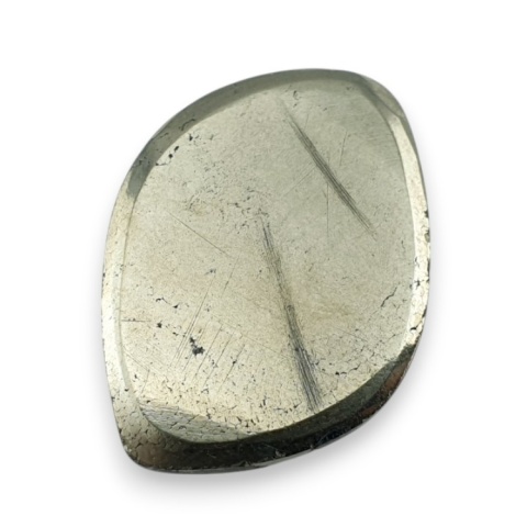 Piryt kaboszon fasetowany 28x19 mm nr 41 Piryt kaboszon fasetowany 28x19 mm nr 41