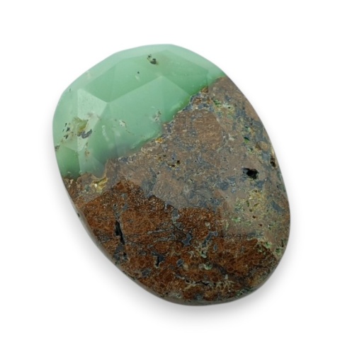 Chryzopraz kaboszon fasetowany 28x21 mm nr 15 Chryzopraz kaboszon fasetowany 28x21 mm nr 15
