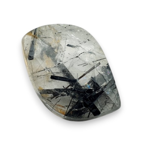 Kwarc z turmalinem kaboszon fasetowany 24x16 mm nr 37 Kwarc z turmalinem kaboszon fasetowany 24x16 mm nr 37