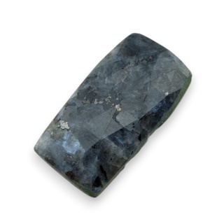 Larvikit kaboszon fasetowany 28x15 mm nr 10