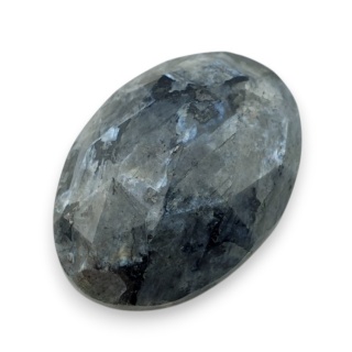 Larvikit kaboszon fasetowany 28x20 mm nr 12