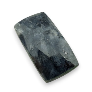 Larvikit kaboszon fasetowany 29x16 mm nr 4