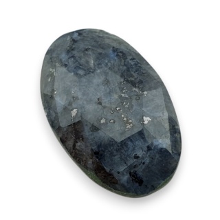 Larvikit kaboszon fasetowany 29x19 mm nr 21