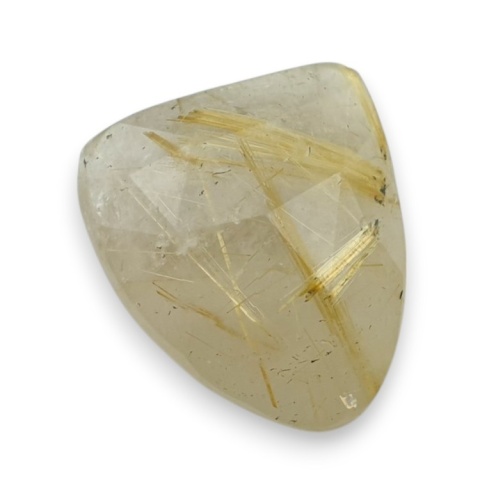 Kwarc z rutylem kaboszon fasetowany 20x17 mm nr 73 Kwarc z rutylem kaboszon fasetowany 20x17 mm nr 73