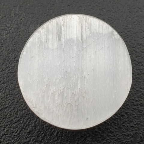 Selenit kaboszon fi 28 mm nr 45 Selenit kaboszon fi 28 mm nr 45