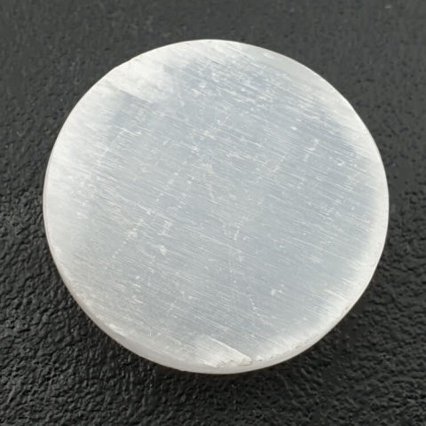 Selenit kaboszon fi 29 mm nr 35 Selenit kaboszon fi 29 mm nr 35