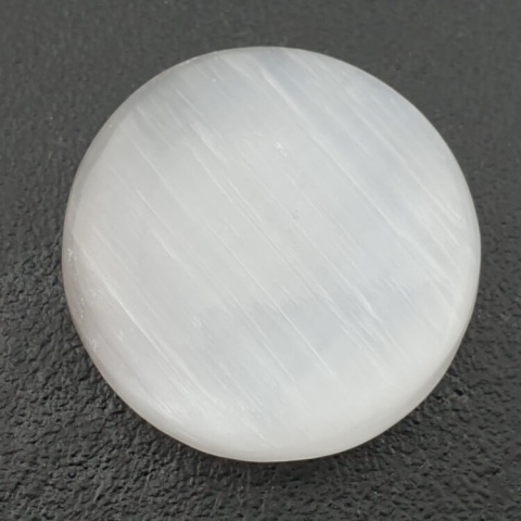 Selenit kaboszon fi 29 mm nr 37 Selenit kaboszon fi 29 mm nr 37