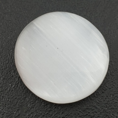 Selenit kaboszon fi 29 mm nr 46 Selenit kaboszon fi 29 mm nr 46