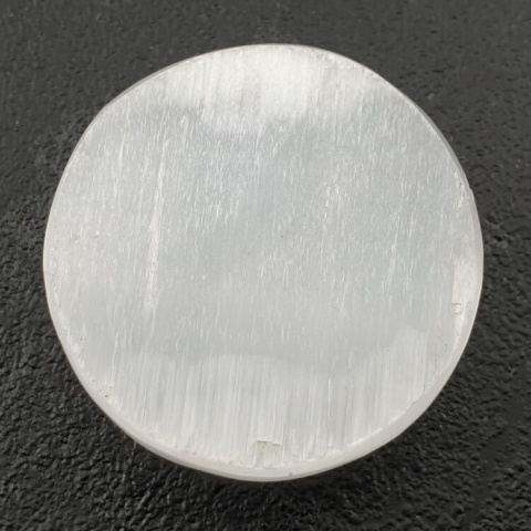 Selenite cabochon fi 30x mm no 38 Selenite cabochon fi 30x mm no 38