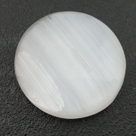 Selenite cabochon fi 30x mm no 43 Selenite cabochon fi 30x mm no 43