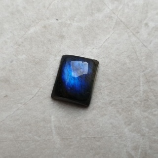 Labradoryt kaboszon 12x10 mm nr B503