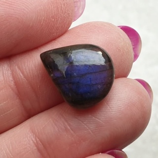 Labradoryt kaboszon 15x13 mm nr B501