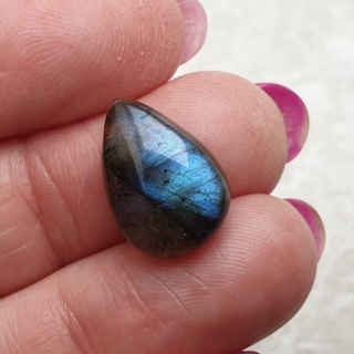 Labradoryt kaboszon 16x11 mm nr B500