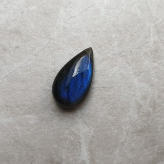 Labradoryt kaboszon 17x10 mm nr B603