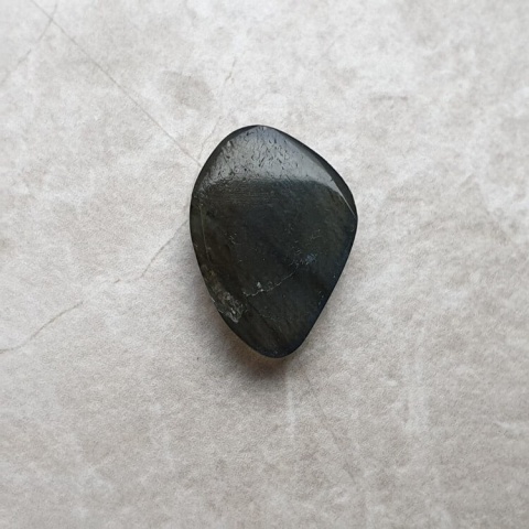 Labradoryt kaboszon 17x12 mm nr B499 Labradoryt kaboszon 17x12 mm nr B499