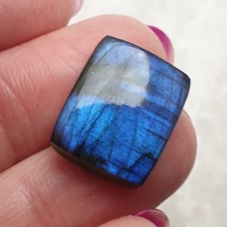 Labradoryt kaboszon 17x14 mm nr B474