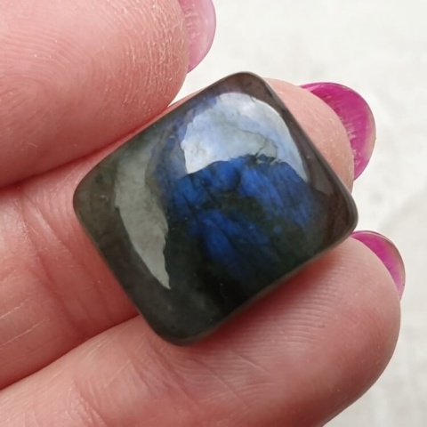 Labradorite cabochon 17x15 mm no B431 Labradorite cabochon 17x15 mm no B431