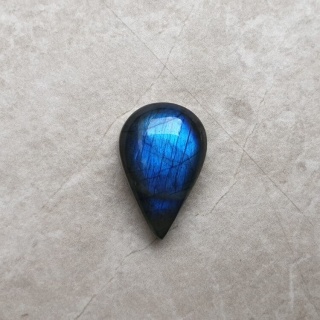 Labradoryt kaboszon 18x12 mm nr B492