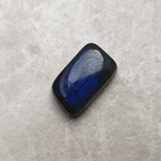 Labradoryt kaboszon 19x11 mm nr B498