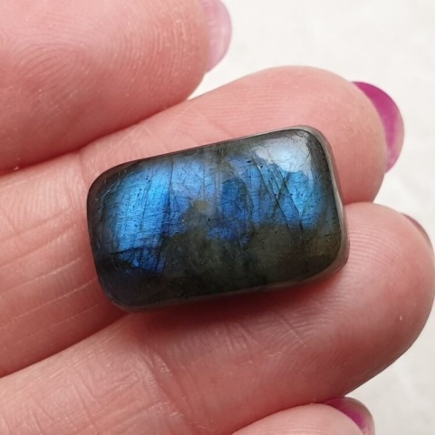 Labradoryt kaboszon 20x12 mm nr B397