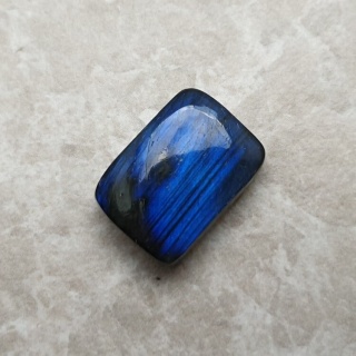 Labradoryt kaboszon 20x14 mm nr B437