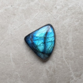 Labradoryt kaboszon 20x17 mm nr B494