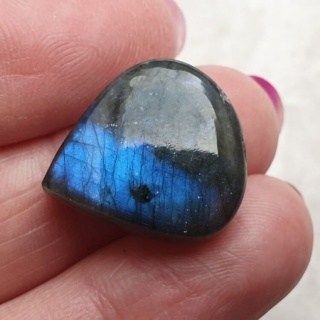 Labradoryt kaboszon 20x18 mm nr B462