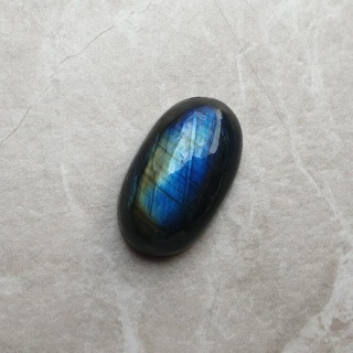 Labradoryt kaboszon 21x12 mm nr B592