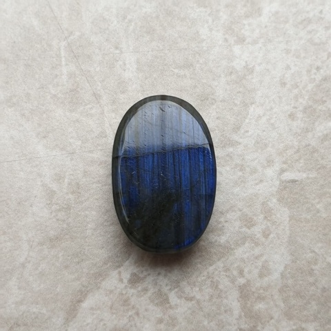 Labradorite cabochon 21x14 mm no B490 Labradorite cabochon 21x14 mm no B490