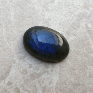 Labradoryt kaboszon 21x14 mm nr B554