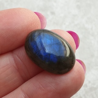 Labradoryt kaboszon 21x14 mm nr B554