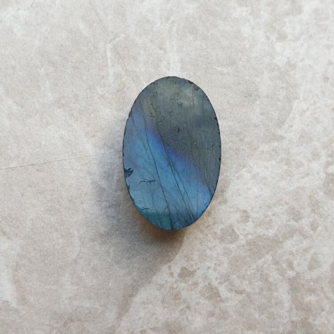 Labradorite cabochon 21x14 mm no B559