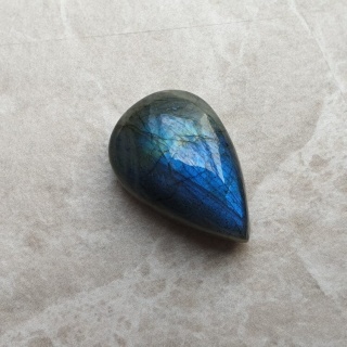 Labradoryt kaboszon 21x14 mm nr B589