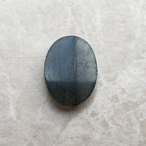 Labradoryt kaboszon 21x16 mm nr B597 Labradoryt kaboszon 21x16 mm nr B597