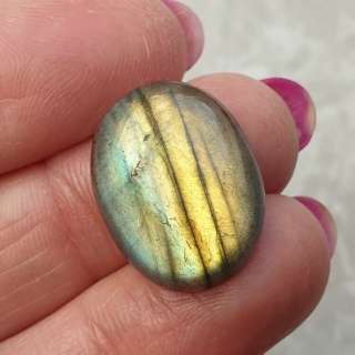 Labradoryt kaboszon 21x16 mm nr B653