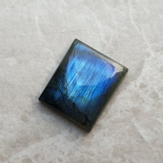 Labradoryt kaboszon 21x18 mm nr B563