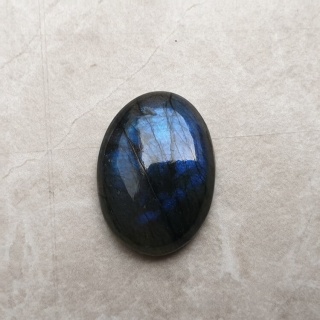 Labradoryt kaboszon 22x16 mm nr B460