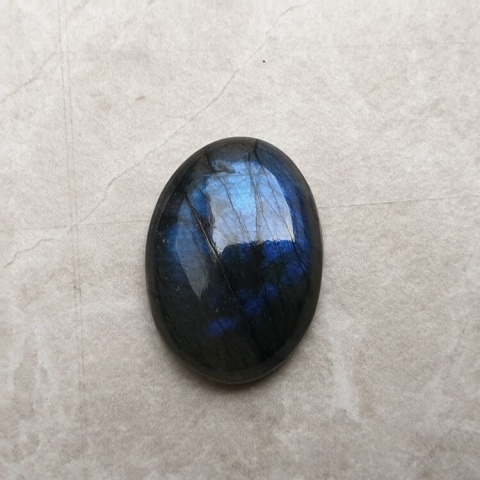 Labradorite cabochon 22x16 mm no B460