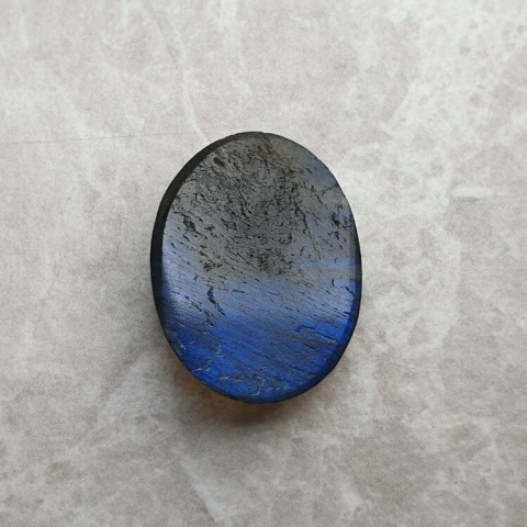 Labradoryt kaboszon 23x18 mm nr B588 Labradoryt kaboszon 23x18 mm nr B588