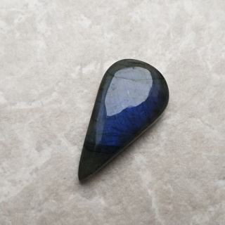 Labradoryt kaboszon 25x13 mm nr B378