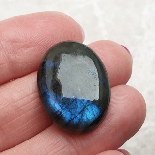 Labradoryt kaboszon 25x19 mm nr B389
