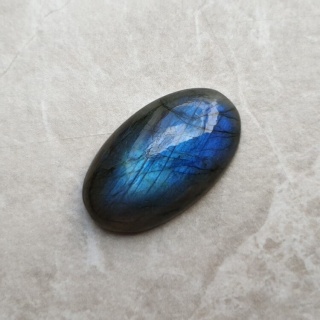 Labradoryt kaboszon 26x15 mm nr B585